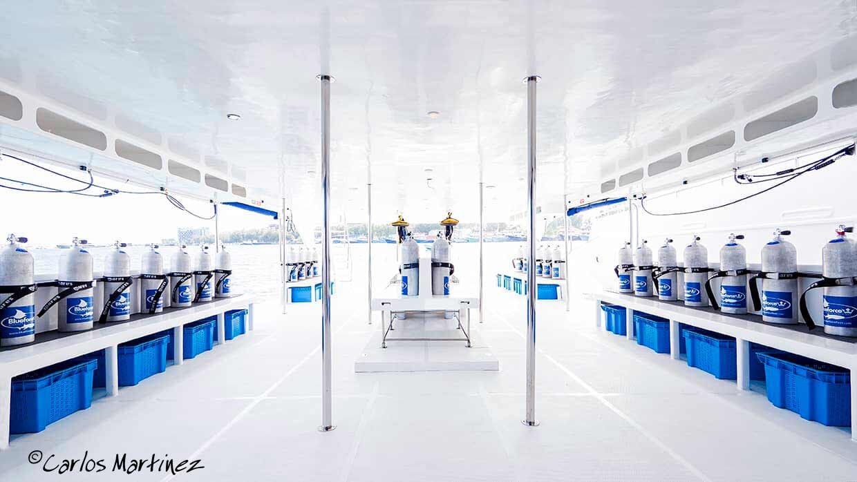 Maldives Blue Force 3 liveaboard auxiliary boat inside